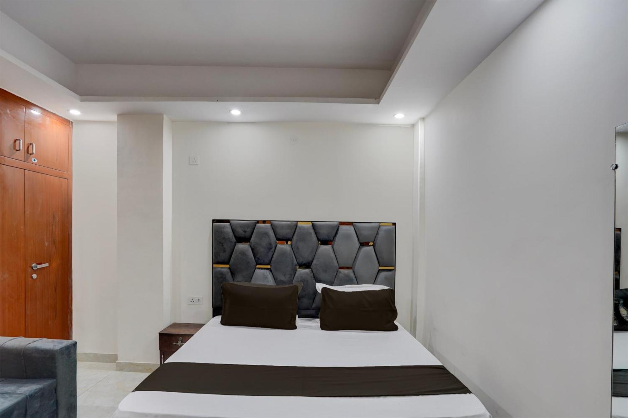 Hotel O R.N Residency Hotel Ghaziabad Exterior photo