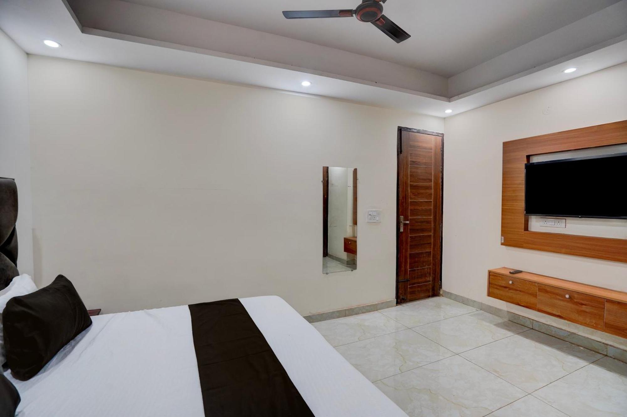 Hotel O R.N Residency Hotel Ghaziabad Exterior photo